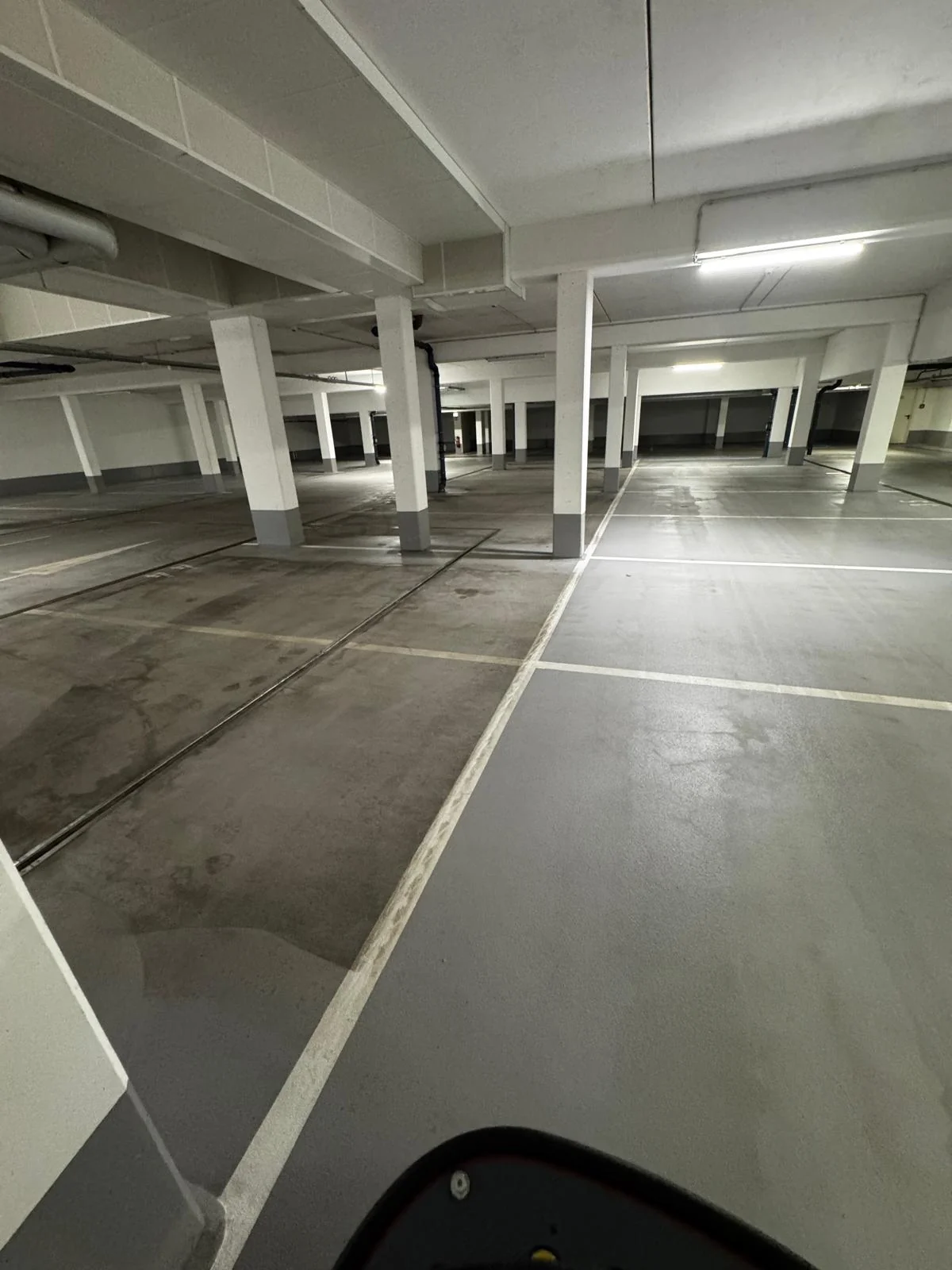 Professionelle Reinigung einer Garage – Hausmeister- und Gartenservice Niederrhein